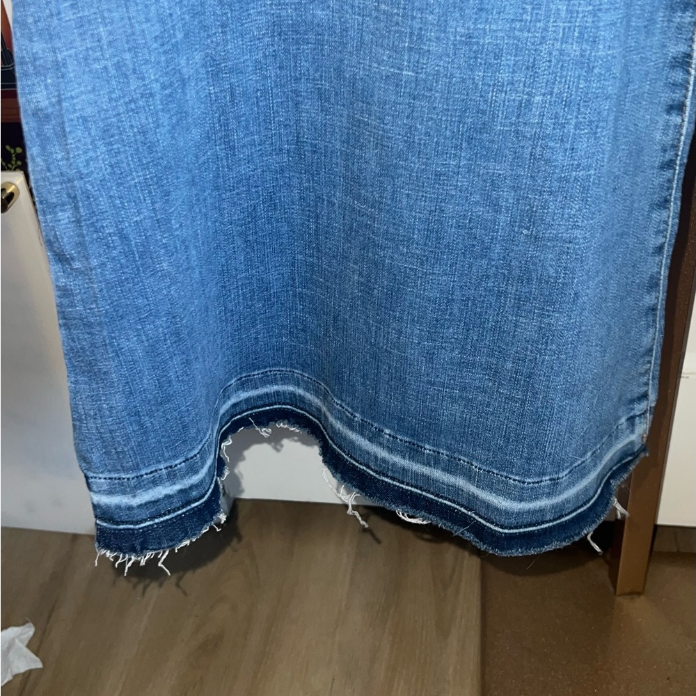 We The Free Medium Blue Button-Fly Flare Jeans - Picture 5 of 9